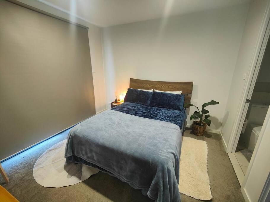 Lakeside Apartment, Walking Distance To Foreshore Kingston Kültér fotó