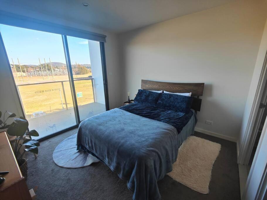 Lakeside Apartment, Walking Distance To Foreshore Kingston Kültér fotó